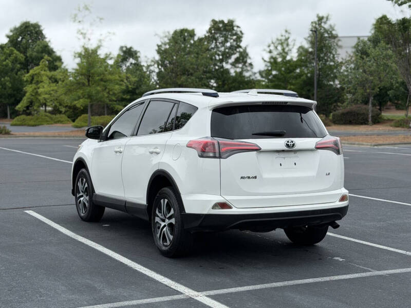 2016 Toyota RAV4 LE