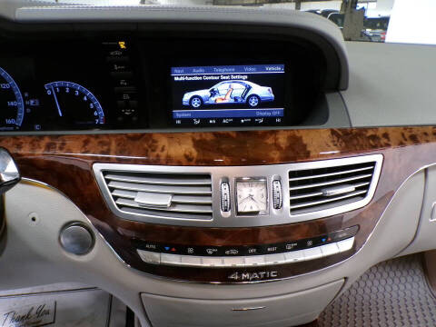 2010 Mercedes-Benz S-Class S 550 4MATIC