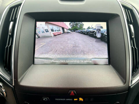 2020 Ford Edge Titanium