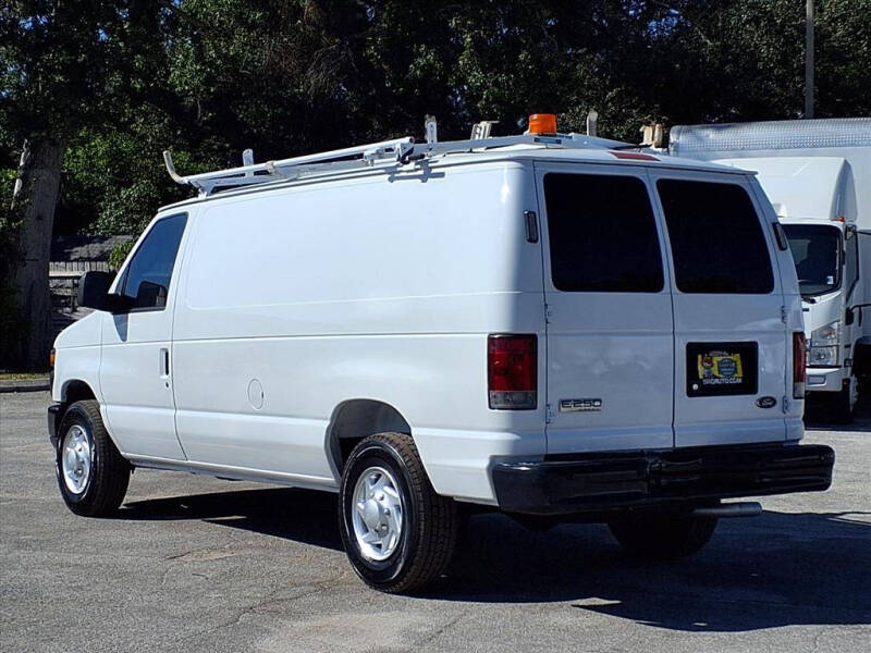 2011 Ford E-Series E-250