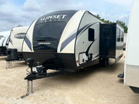 2017 Crossroads Sunset Trail 26SI for sale at Buy Here Pay Here RV in Burleson TX