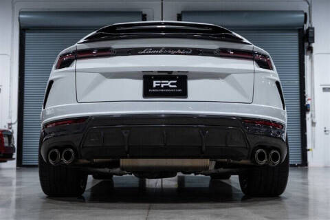 2022 Lamborghini Urus