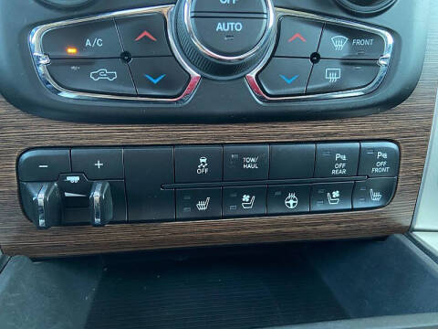 2017 RAM 1500 Laramie