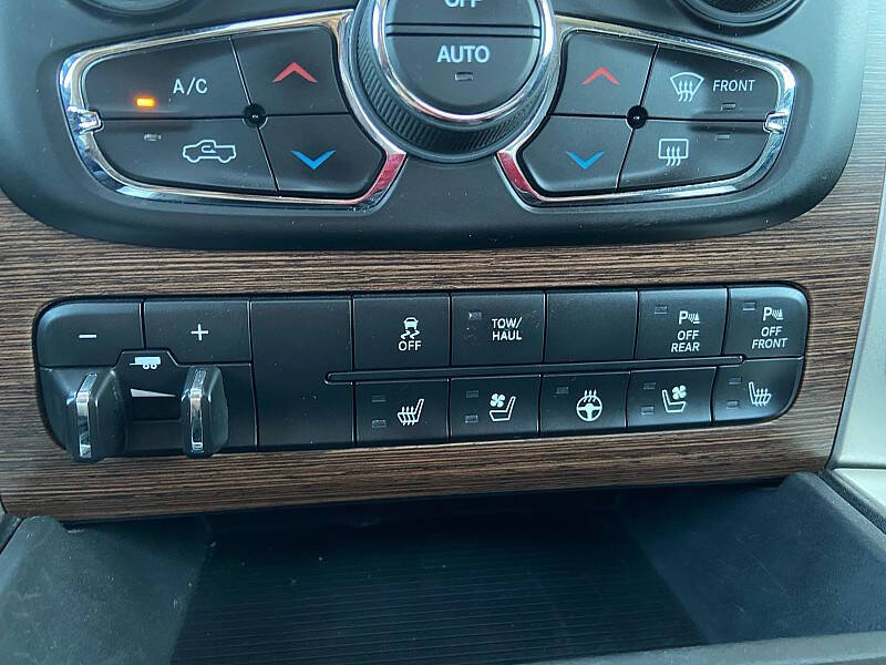 2017 RAM 1500 Laramie