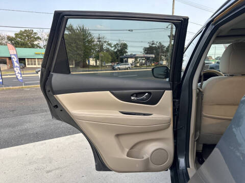 2015 Nissan Rogue SV