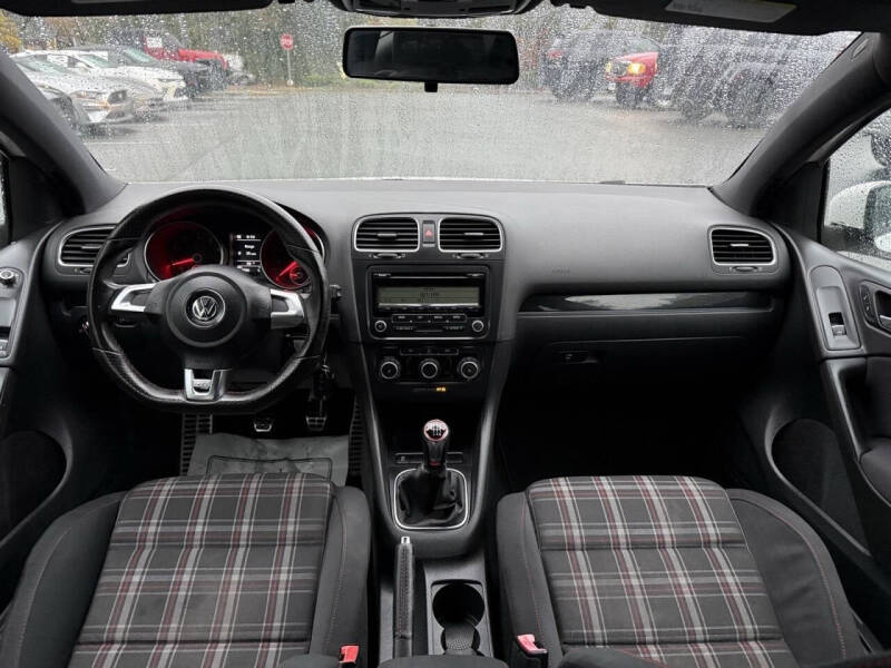 2011 Volkswagen GTI Autobahn