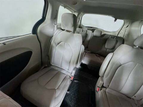 2020 Chrysler Pacifica Touring