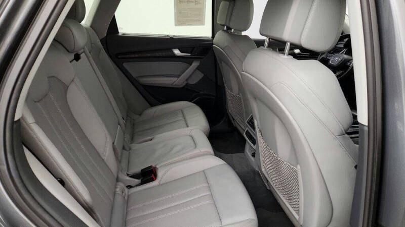 2019 Audi Q5 quattro Premium Plus 45 TFSI