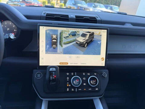 2026 Land Rover Defender 110 P300 S