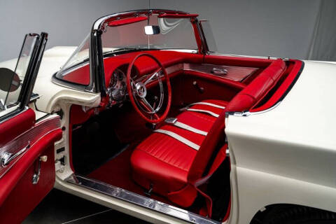 1957 Ford Thunderbird