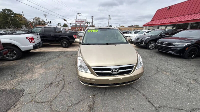 2008 Hyundai Entourage Limited