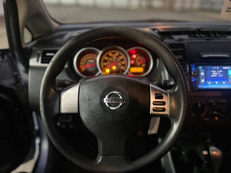 2009 Nissan Versa 1.8 SL