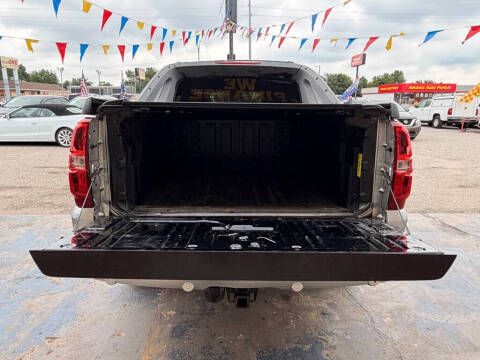 2011 Chevrolet Avalanche LT