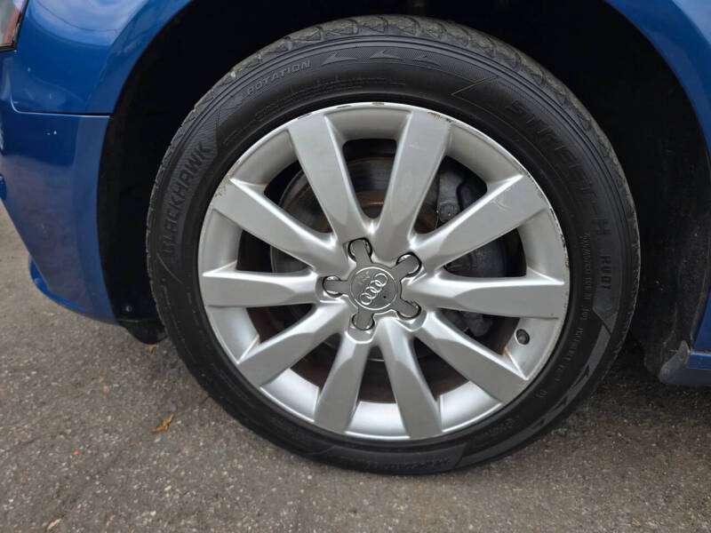 2009 Audi A4 2.0T quattro Premium Plus