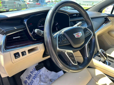 2018 Cadillac XT5 Luxury