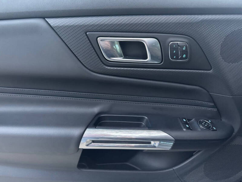 2024 Ford Mustang EcoBoost Premium