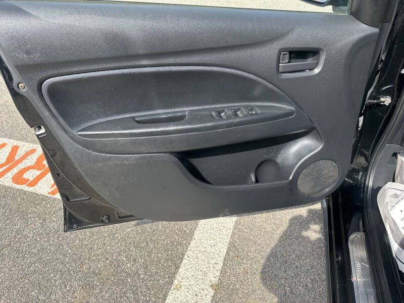 2020 Mitsubishi Mirage LE