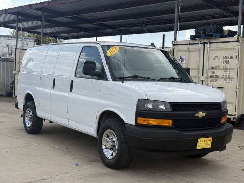2022 Chevrolet Express 2500