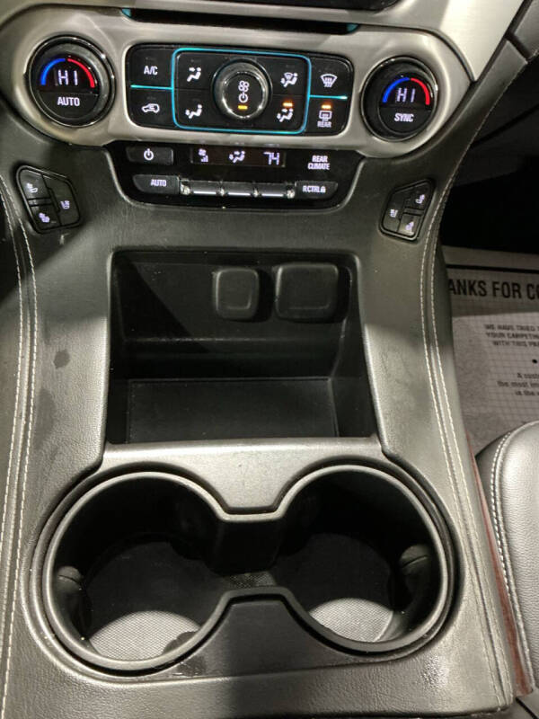 2017 GMC Yukon XL SLT