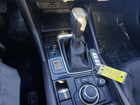 2017 Mazda MAZDA3 Grand Touring