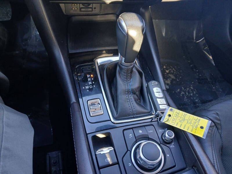 2017 Mazda MAZDA3 Grand Touring