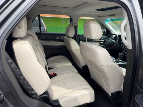 2016 Ford Explorer Platinum