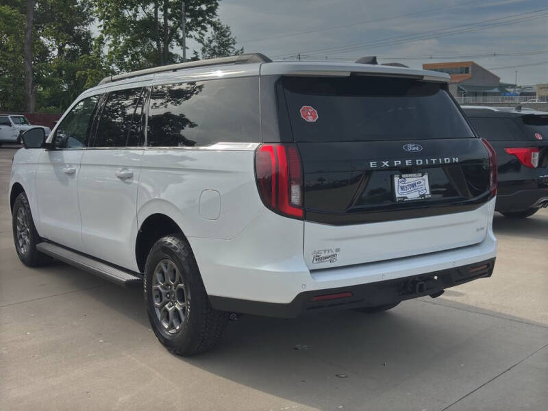 2026 Ford Expedition MAX Active