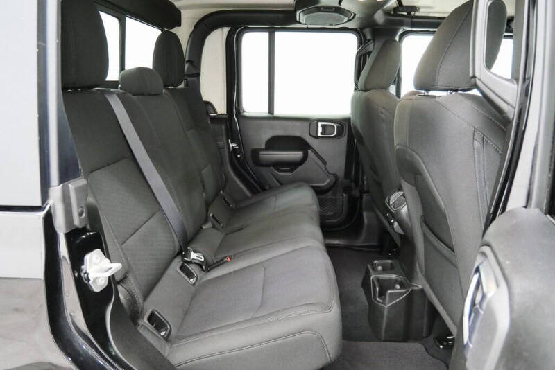 2023 Jeep Gladiator Sport S