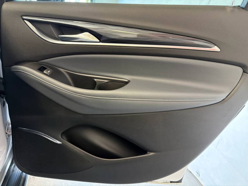 2022 Buick Enclave Premium