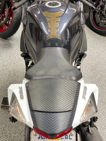 2015 Suzuki GSX-R750