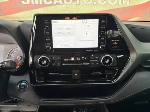 2022 Toyota Highlander LE