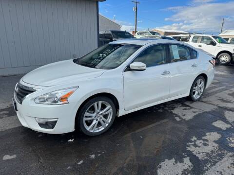 2014 Nissan Altima for sale at Kevs Auto Sales in Helena MT