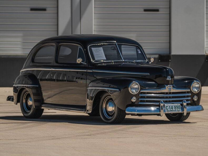1947 Ford Super Deluxe