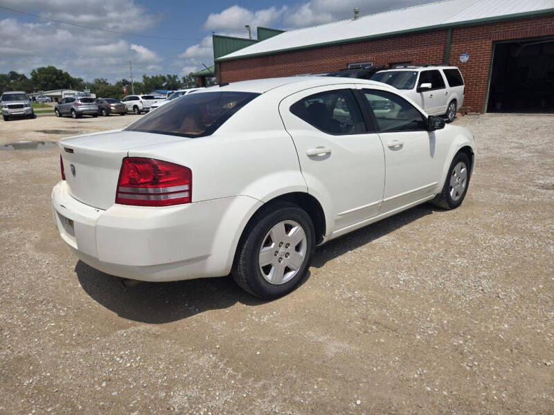 2008 Dodge Avenger SE