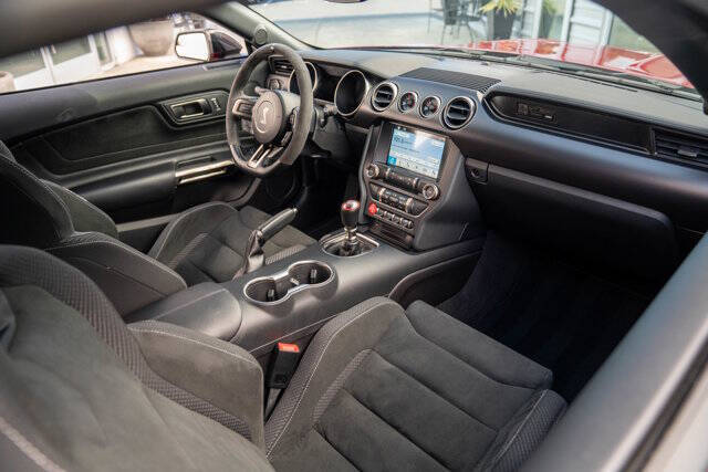 2018 Ford Mustang 7