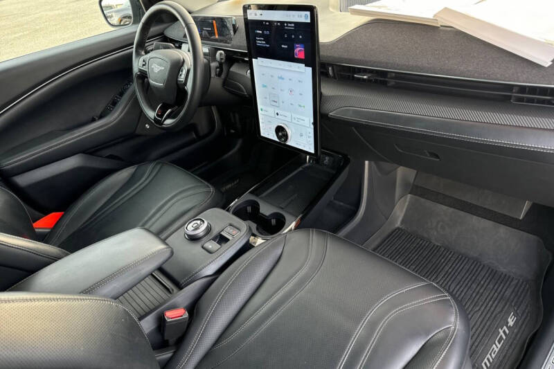 2023 Ford Mustang Mach-E Premium