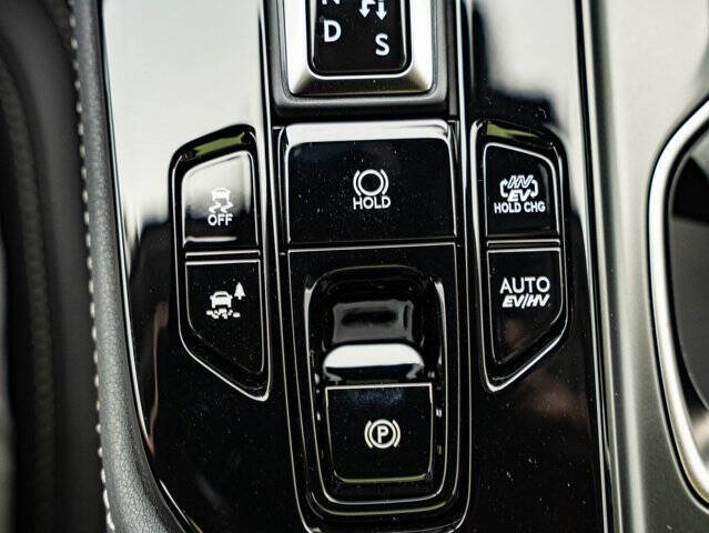 2026 Lexus NX 450h+ Luxury