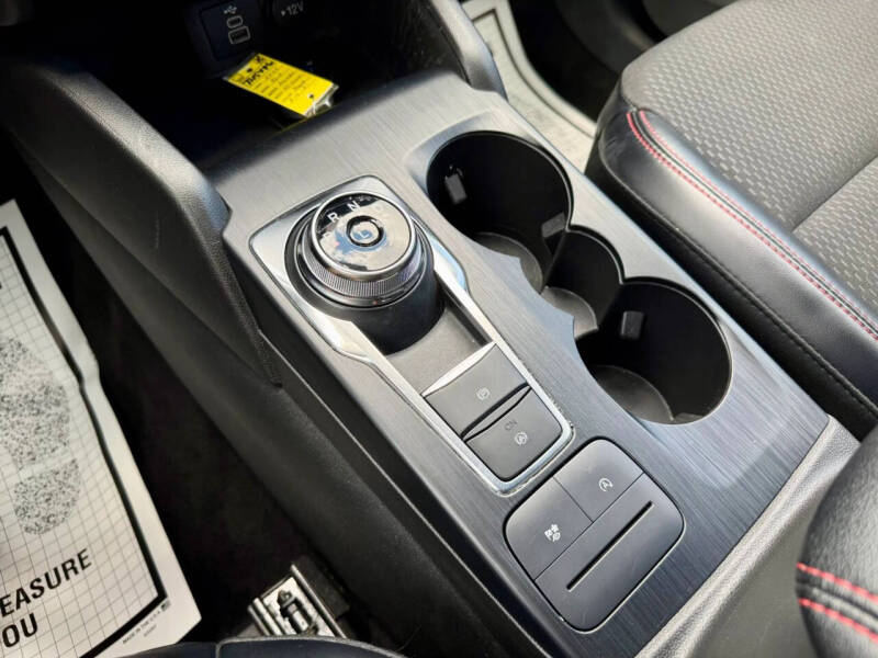 2025 Ford Escape ST-Line