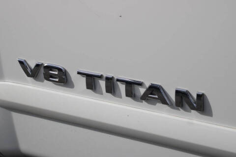 2013 Nissan Titan SV