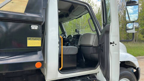 2018 International DuraStar 4300