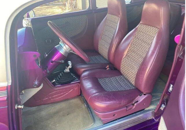 1933 Ford Victoria