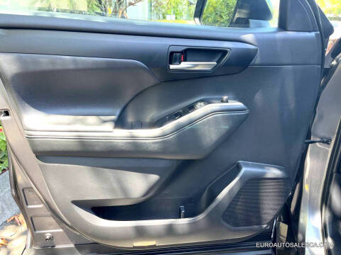 2021 Toyota Highlander XLE