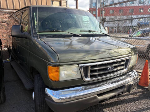 2004 Ford E-Series E-350 SD XL