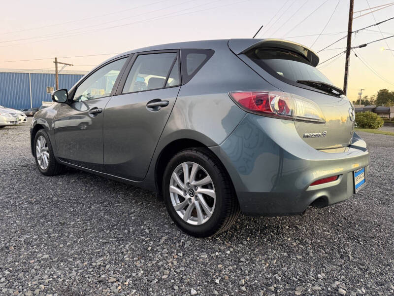 2013 Mazda MAZDA3 i Touring
