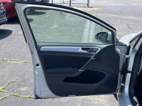 2016 Volkswagen e-Golf SE