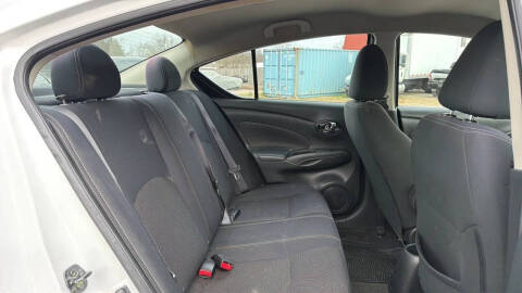 2017 Nissan Versa 1.6 S