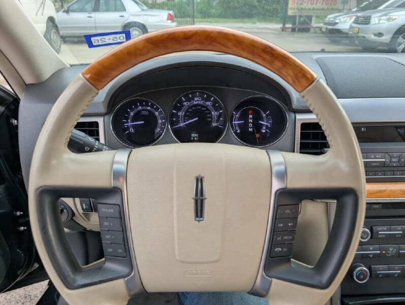 2011 Lincoln MKZ