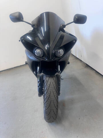 2011 Yamaha YZF-R1