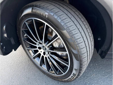 2017 Mercedes-Benz GLC GLC 300