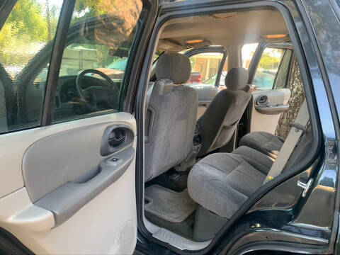 2004 Chevrolet TrailBlazer LS